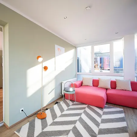 Apartment Bunter Hund - Hund, Parkplatz, Wintergarten